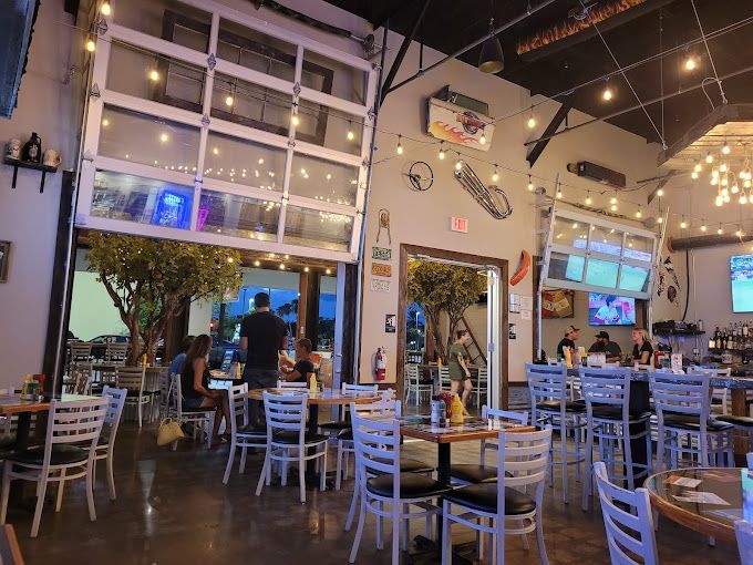Completed restaurant build-out by Beechwood Builders